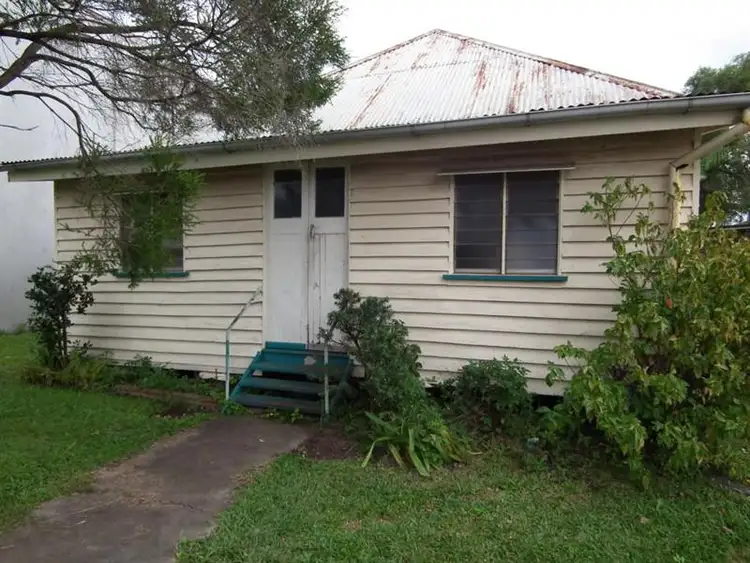 14 Bowen St, Maryborough QLD