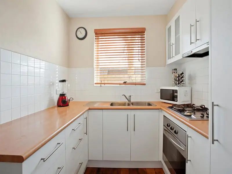 Main view of Homely unit listing, 9/72-74 Carlisle St, St Kilda VIC