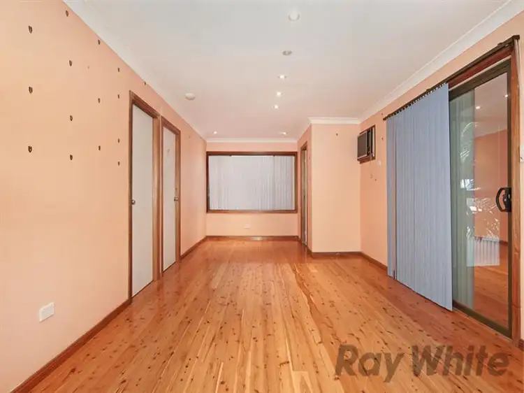 Sixth view of Homely house listing, 8 Craigie Ave, Kanwal NSW