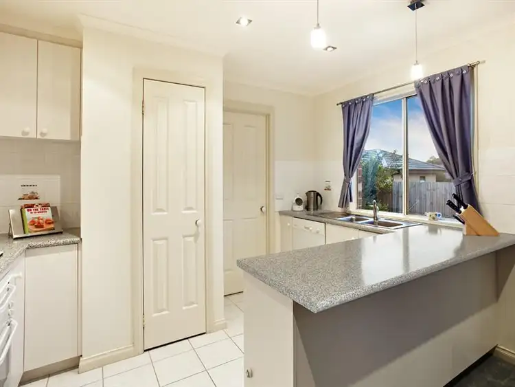 Fourth view of Homely unit listing, 1/17 Batesford Rd, Chadstone VIC