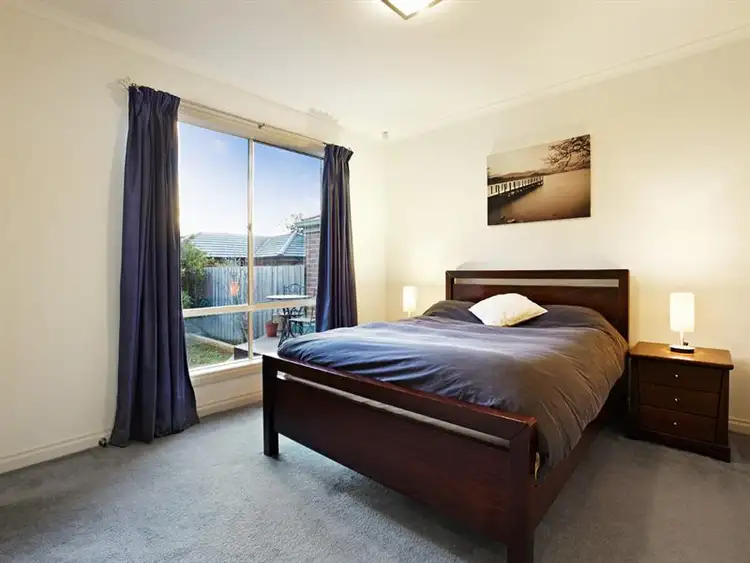Fifth view of Homely unit listing, 1/17 Batesford Rd, Chadstone VIC