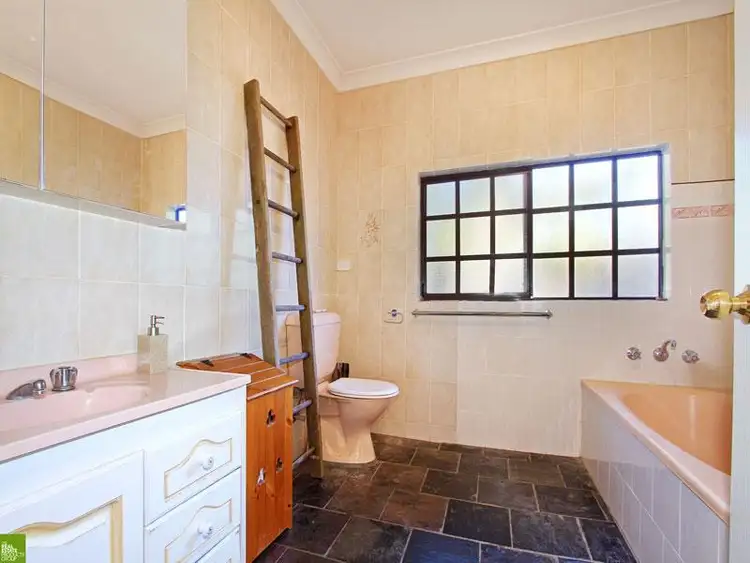 Seventh view of Homely house listing, 35 Kirala Ave, Mangerton NSW