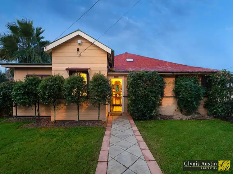 1 Glengowrie Lane, Red Hill QLD