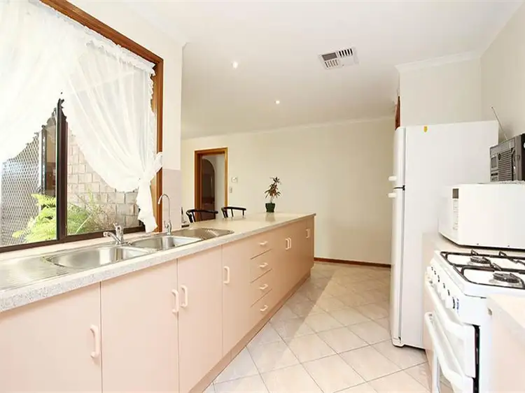 Sixth view of Homely house listing, 9 Marrington Cct, Morphett Vale SA