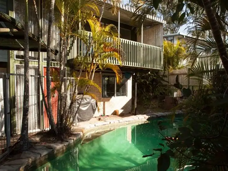 148 Jerrang St, Indooroopilly QLD