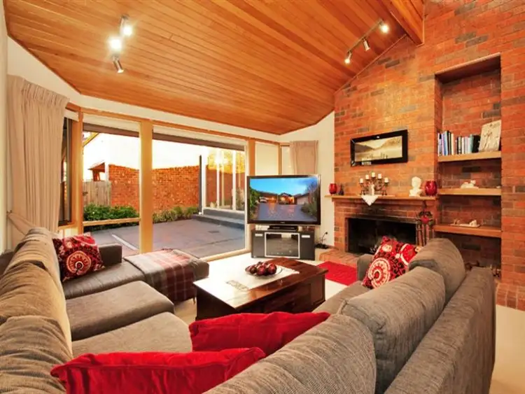 Third view of Homely house listing, 8 O'NEILL Way, Warranwood VIC