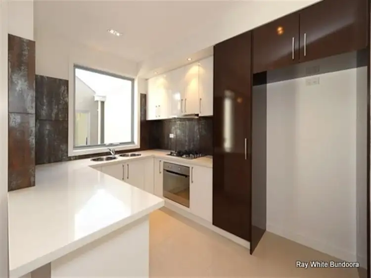 16/1 Manna Gum Ct