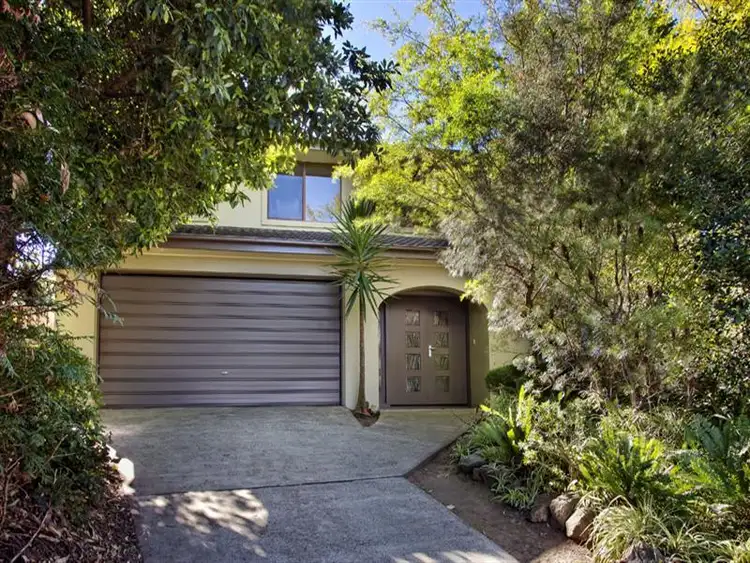 8 Mathews Pl, Menai NSW