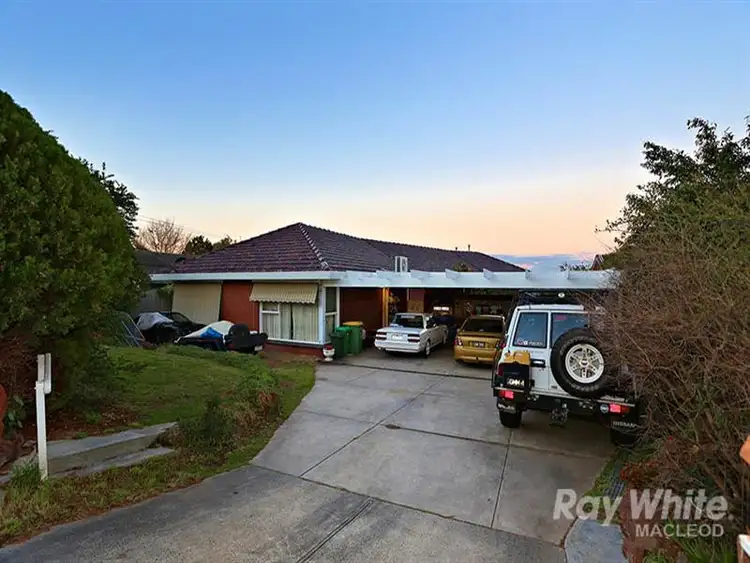 204 Mountain View Pde, Rosanna VIC