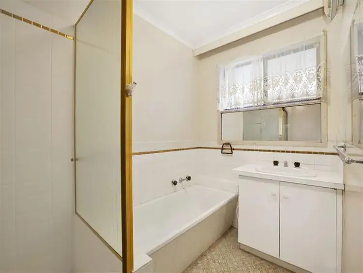 Sixth view of Homely unit listing, 4/23 Weir St, Balwyn VIC