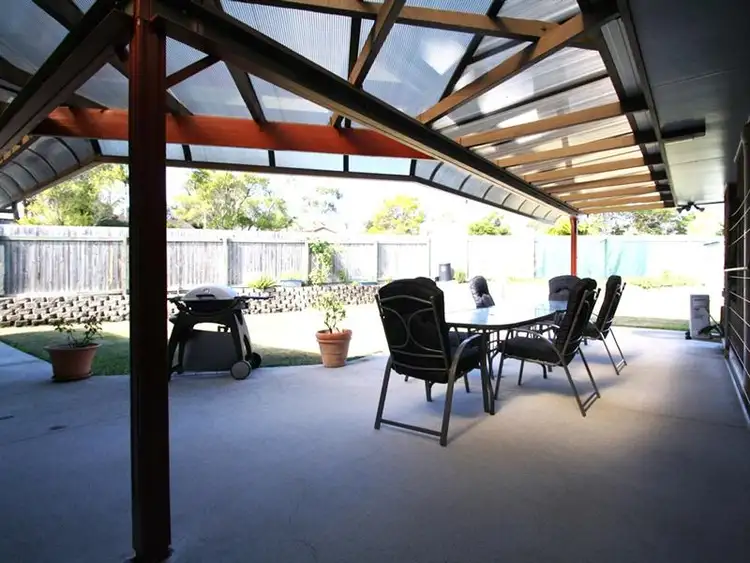 Seventh view of Homely house listing, 2 Charmaine Ct, Albany Creek QLD
