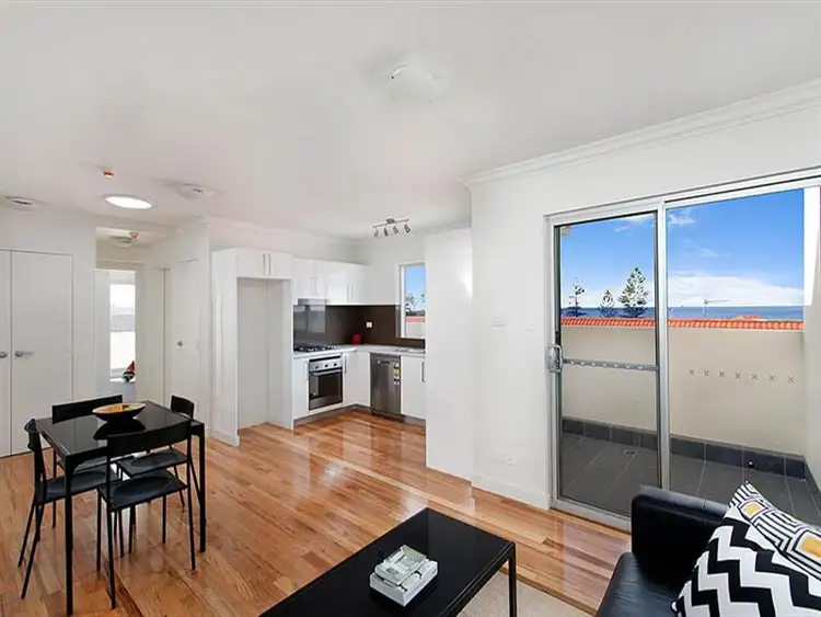 8/10 Crown St, Wollongong NSW