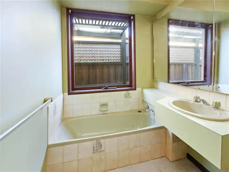 Fourth view of Homely house listing, 3 Bottlebrush Ct, Corio VIC