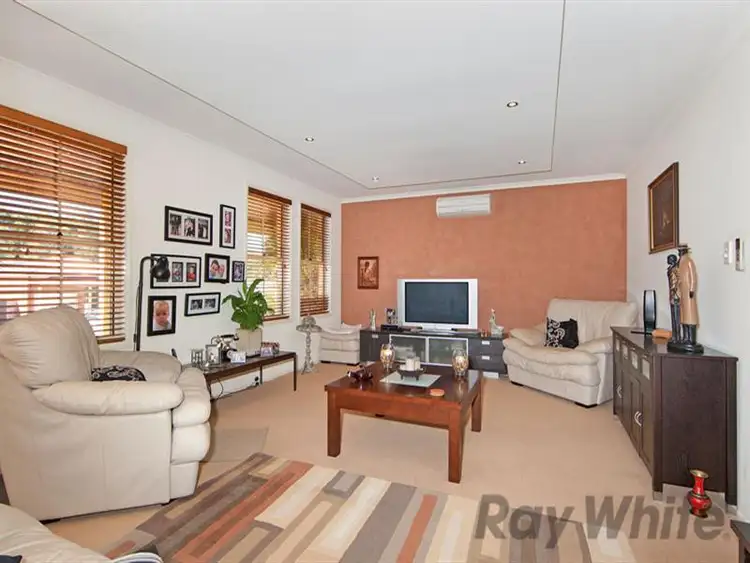 Second view of Homely house listing, 10 Franklin Dr, Lake Munmorah NSW