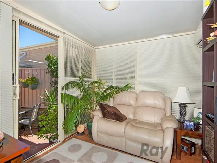 Fifth view of Homely house listing, 10 Franklin Dr, Lake Munmorah NSW
