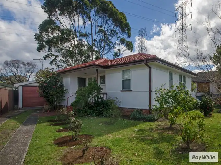46 Eleebana Cres, Koonawarra NSW