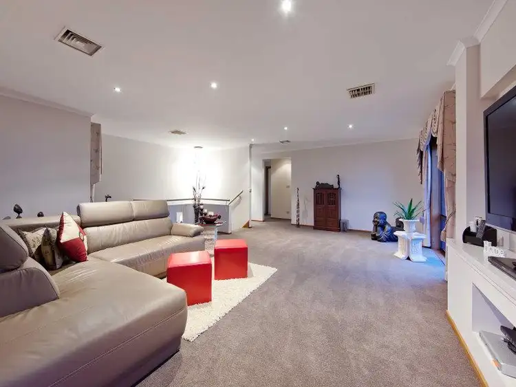 Fifth view of Homely house listing, 3 Gemma Ct, Langwarrin VIC