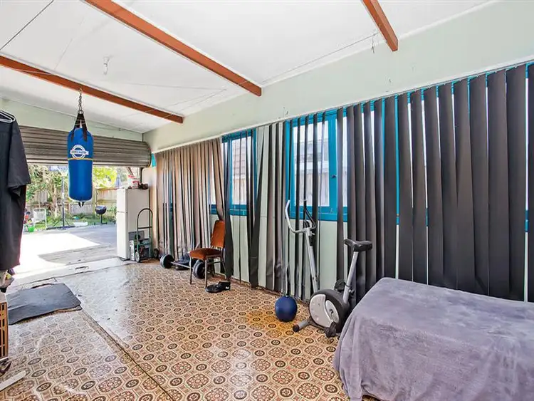 Third view of Homely house listing, 37 TwentyFifth Ave, Palm Beach QLD