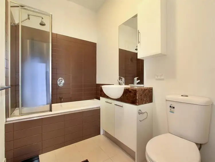 Sixth view of Homely apartment listing, 11/60-66 Patterson Rd, Bentleigh VIC