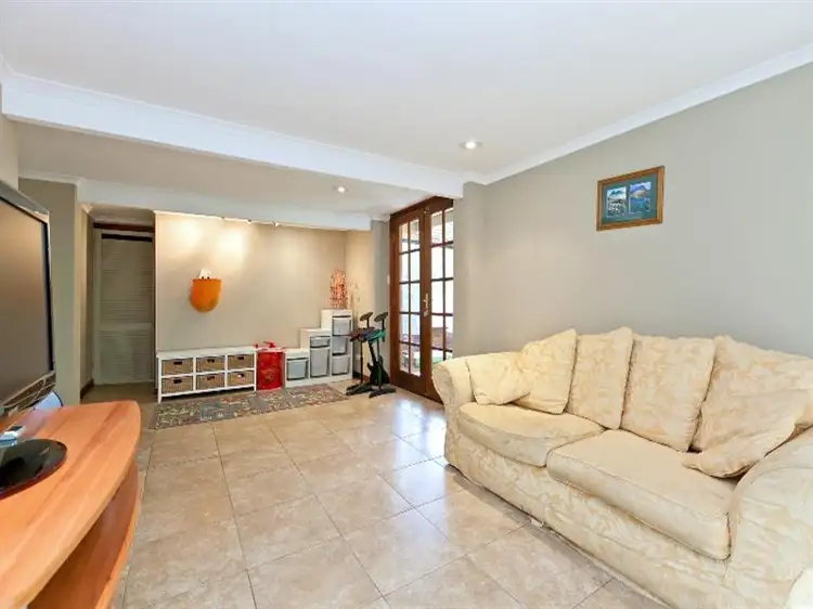 136 Wellington St, Ormiston QLD