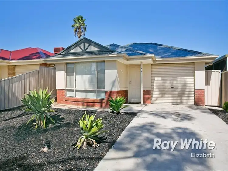 94a McKenzie Rd, Elizabeth Downs SA