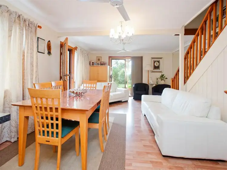 Seventh view of Homely other listing, 2/7 Woodgate Pl, Paradise Point QLD