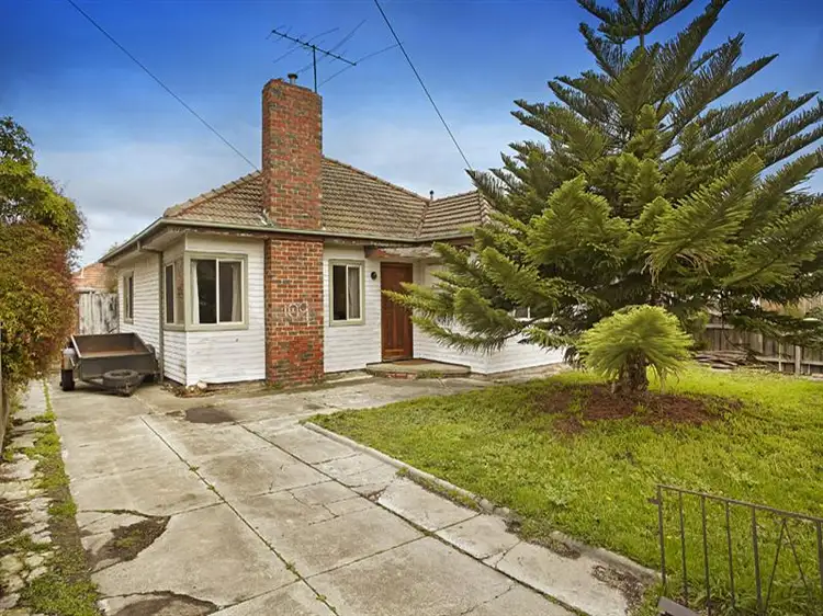 109 Woolton Ave, Thornbury VIC