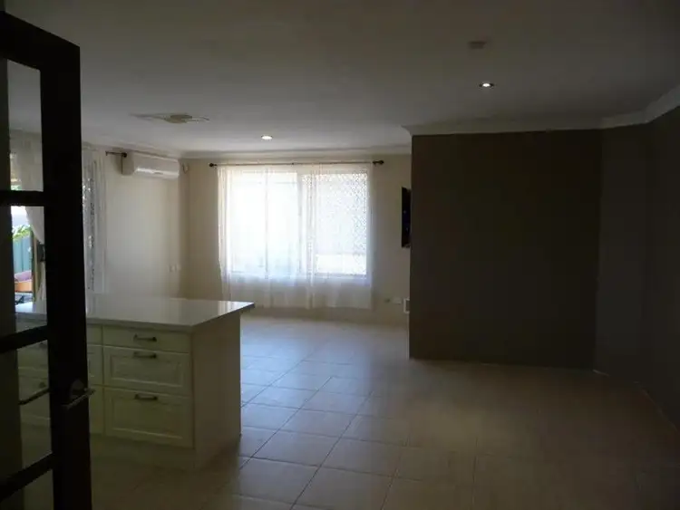 Seventh view of Homely house listing, 27 Teneriffe Pl, Mirrabooka WA