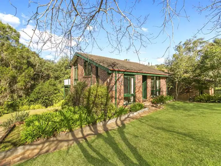 37 Barton Cres, Wahroonga NSW