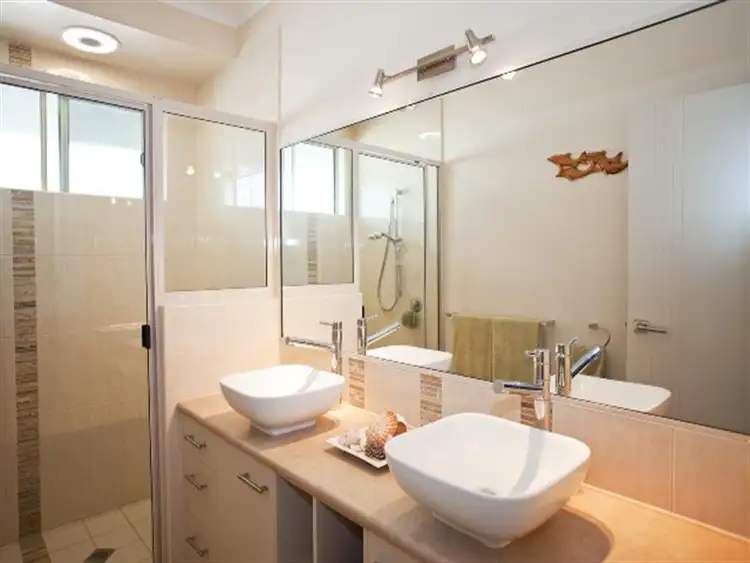 Fourth view of Homely house listing, 17 Seafarer Ct, Blacks Beach QLD
