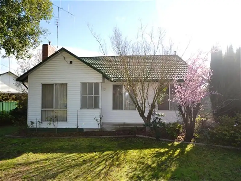 Main view of Homely house listing, 40 Heywood Cres, Seymour VIC