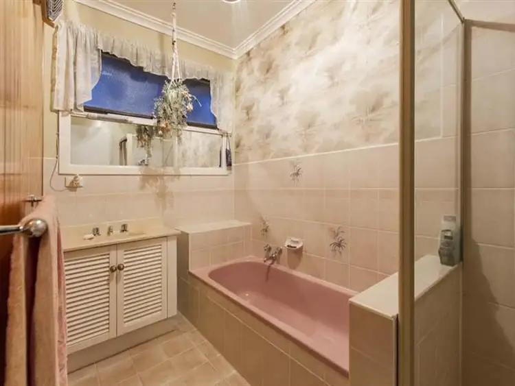 Sixth view of Homely house listing, 52 Frank St, Frankston VIC
