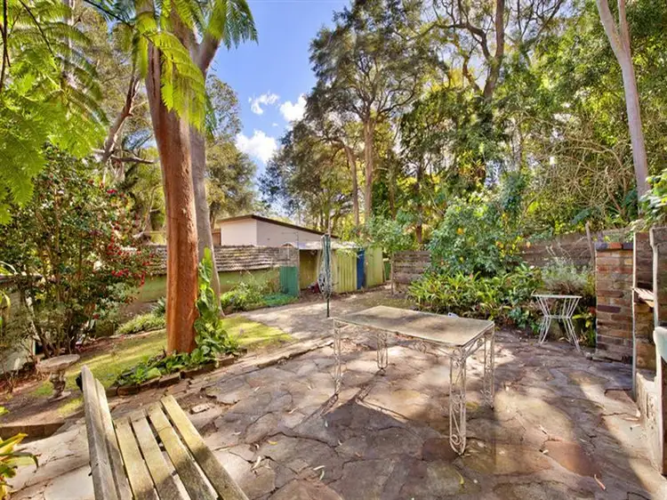 21 Penrose St
