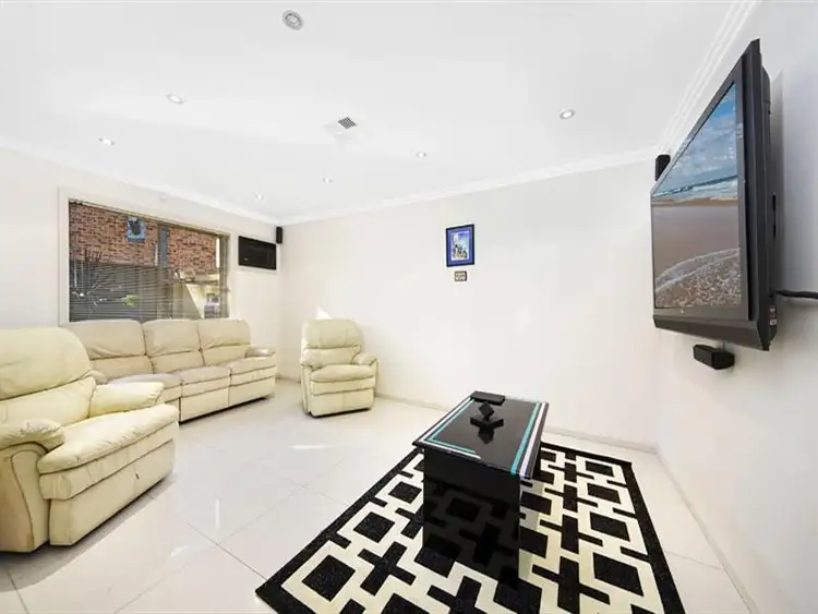 Fifth view of Homely house listing, 16 Byron Pl, Illawong NSW