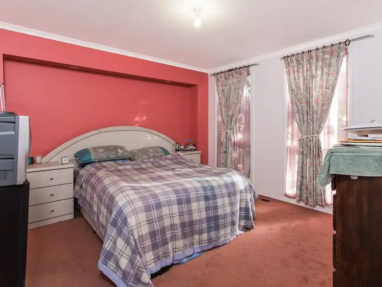 Fourth view of Homely house listing, 10 CHERRY TREE Lane, Narre Warren VIC