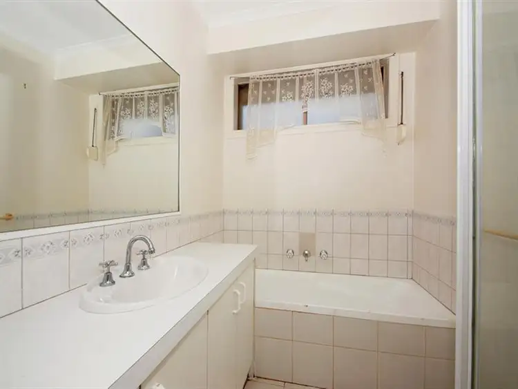 Fourth view of Homely house listing, 11 Oberon Dr, Carrum Downs VIC
