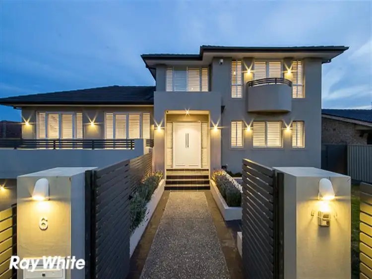 6 Blackbutt St