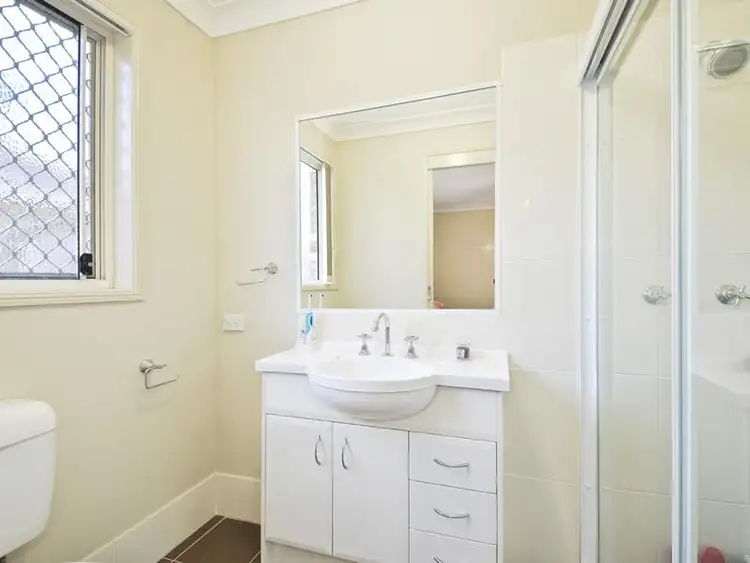 Seventh view of Homely other listing, 2/6 Eugenia Ave, Rothwell QLD