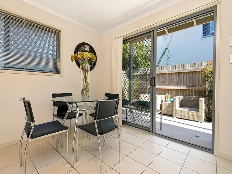 Seventh view of Homely townhouse listing, 15 Sinclair St, Moorooka QLD