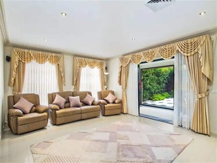 Seventh view of Homely house listing, 2 Kentridge Pl, Bella Vista NSW