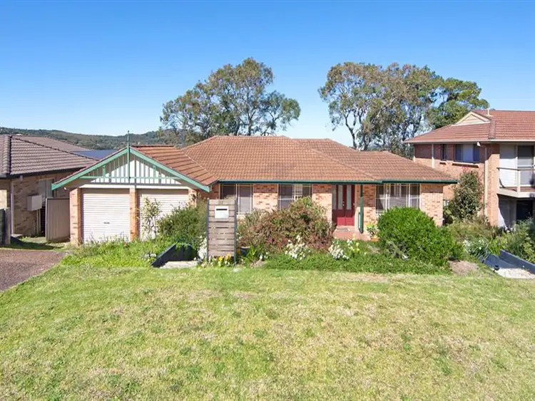 27 Morley Ave, Bateau Bay NSW