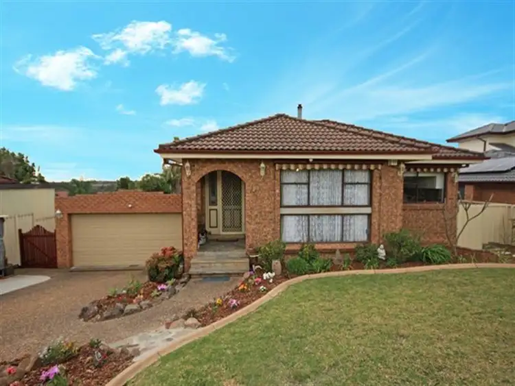 27 Gargery St, Ambarvale NSW