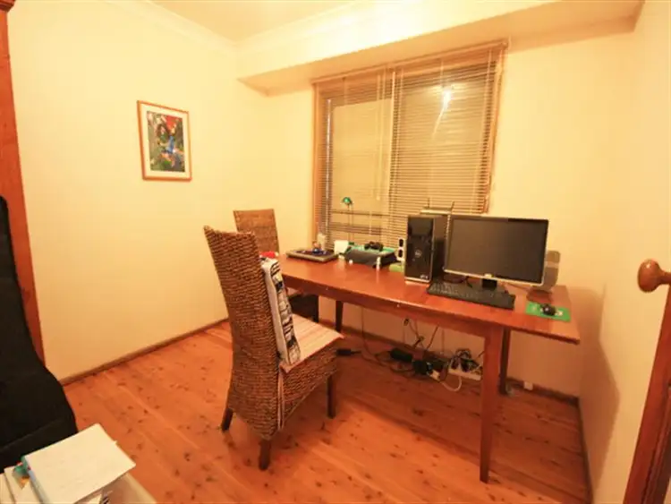 Fifth view of Homely house listing, 14 Madang Pl, Glenfield NSW