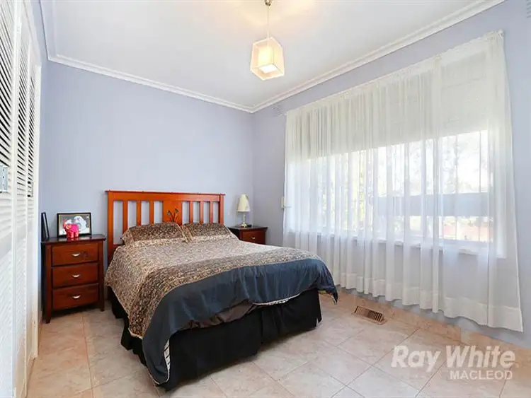 Sixth view of Homely house listing, 6 Myddleton Dr, Viewbank VIC