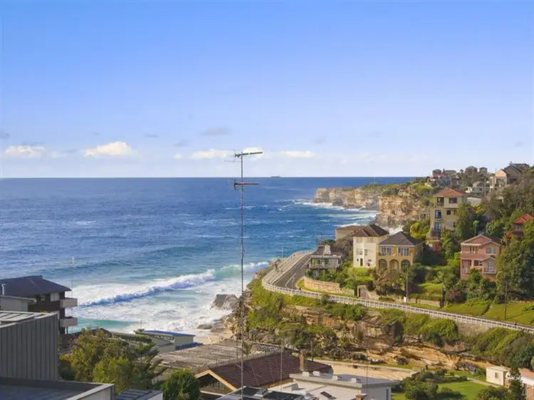 Third view of Homely apartment listing, 4/23 Carlisle St, Tamarama NSW