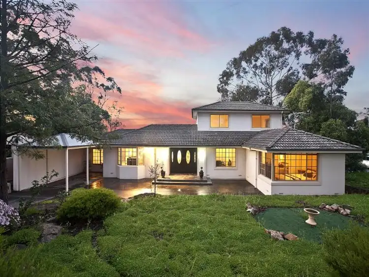 24 Glenburnie St, Happy Valley SA