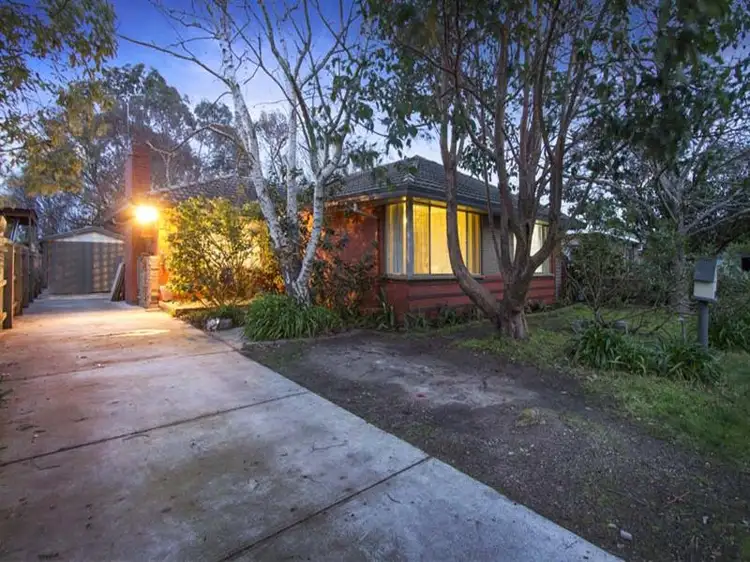 10 Airlie Gr, Seaford VIC