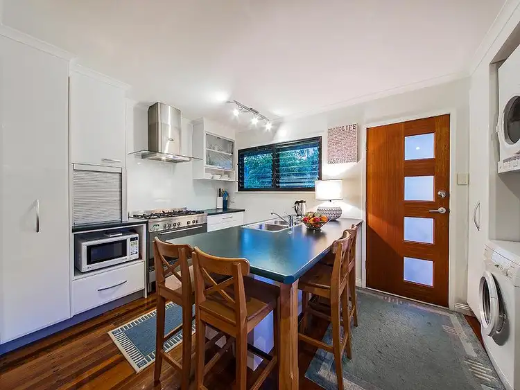Seventh view of Homely house listing, 20 Crucis St, Coorparoo QLD