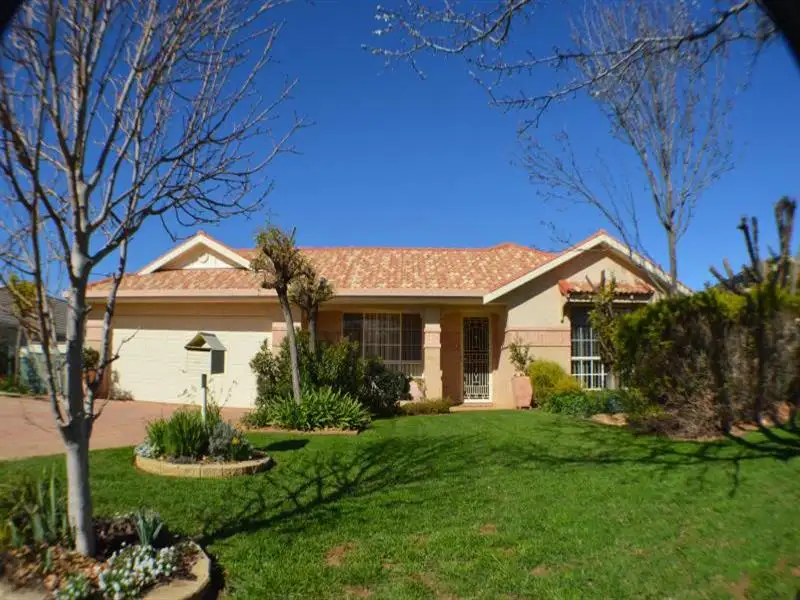 Main view of Homely house listing, 10 Pebble Beach Dr, Dubbo NSW