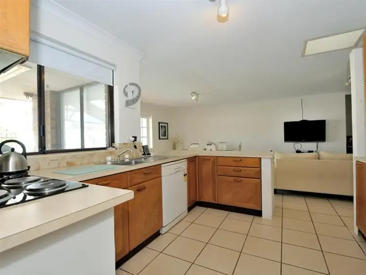 Seventh view of Homely house listing, 98 Donald Dr, Safety Bay WA